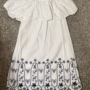 White off shoulder dress